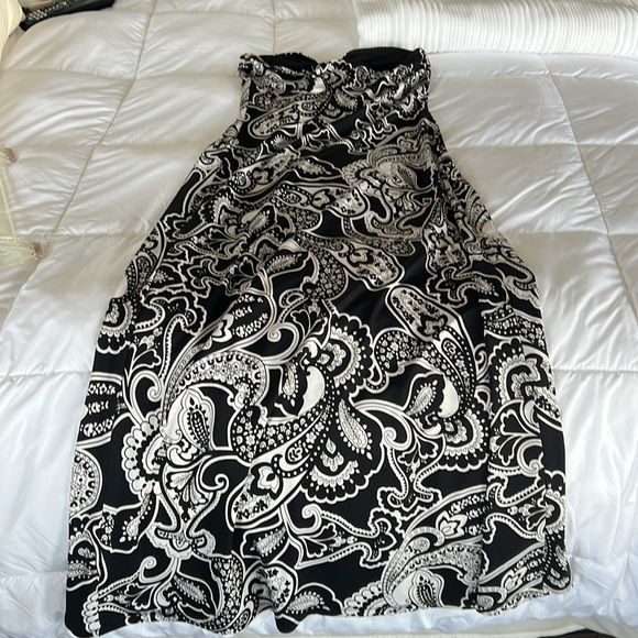 Strapless option maxi dress with beaded, removable ties around the neck. Medium - Picture 3 of 7